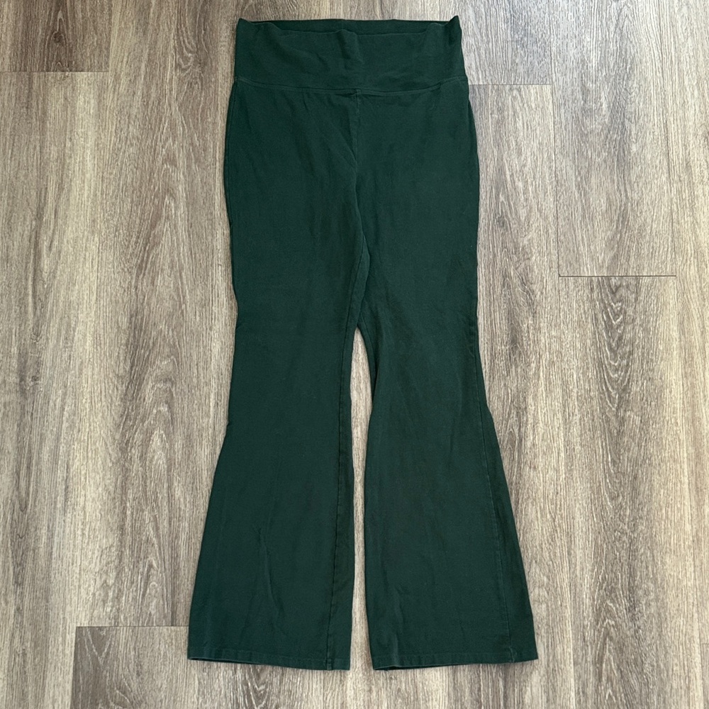 Aritza x Sunday Best Forest Green Flared Leggings Size Large High Rise Tights